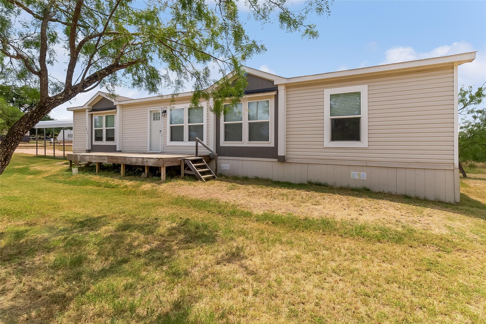 View Kingsland, TX 78639 mobile home