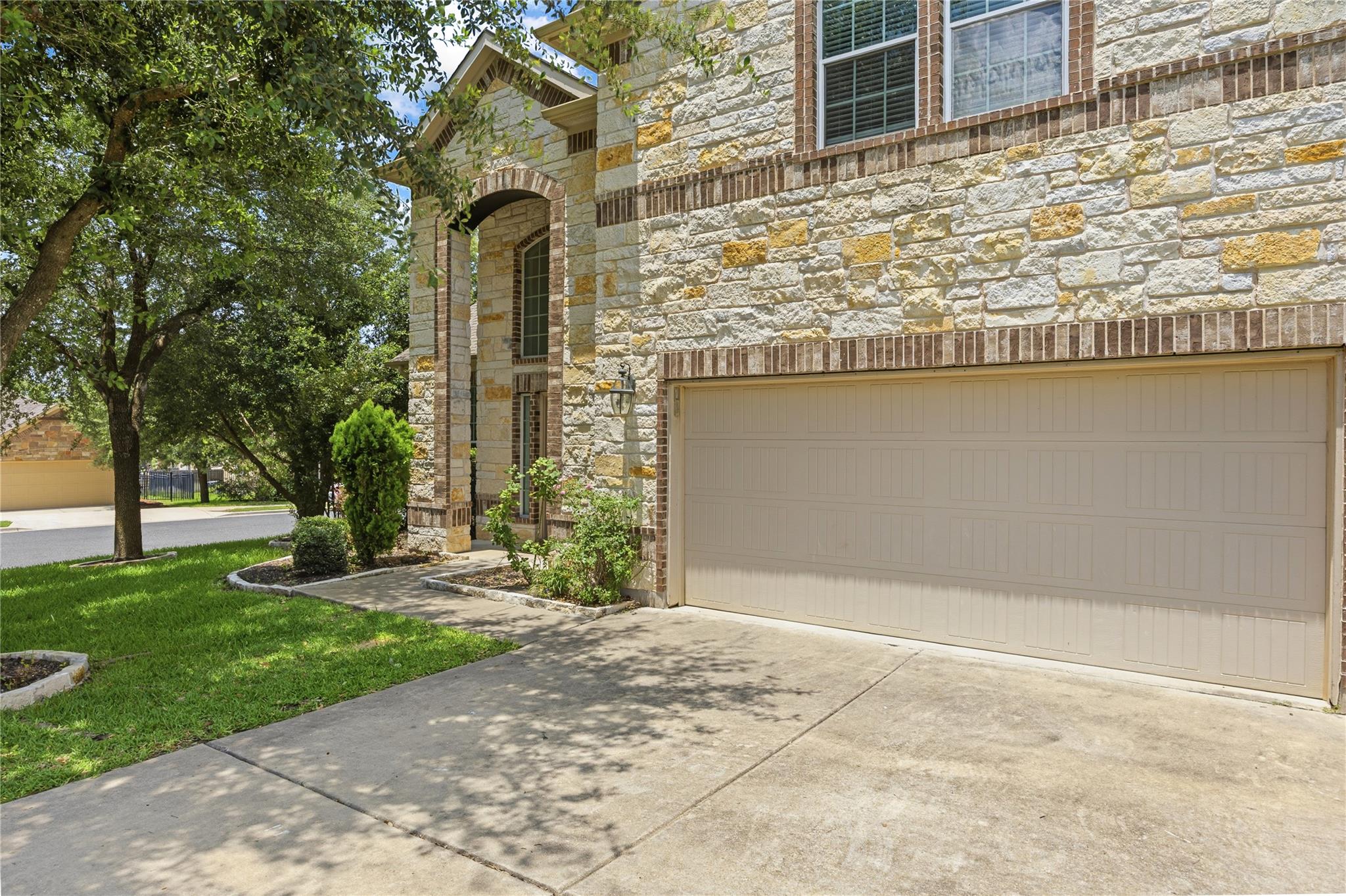 4372 Barchetta DR