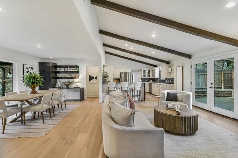 201 Westwood TER West Lake Hills TX 78746