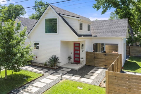 Photo of 1129 Henninger ST #B, Austin, TX 78702 (MLS # 9055035)