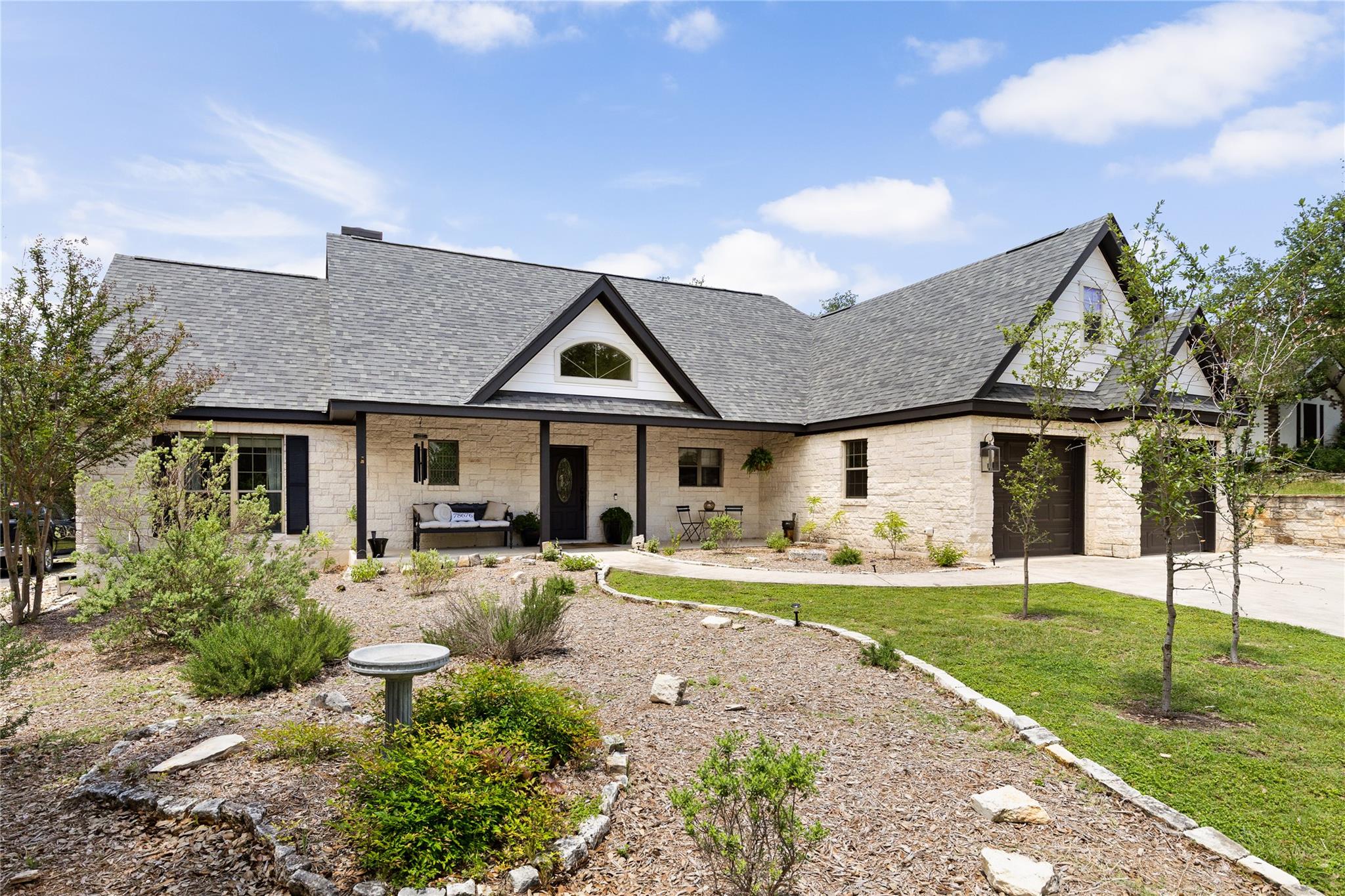 39 Pebblebrook LN