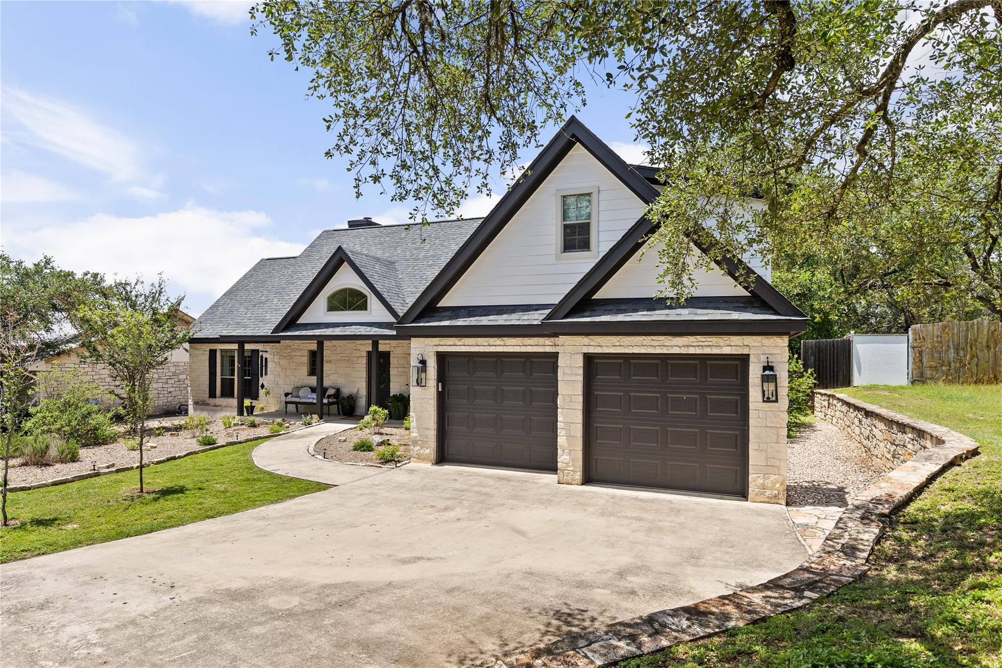 39 Pebblebrook LN