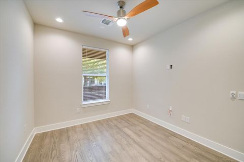 Tiny photo for 4402 Authentic DR #69, Austin, TX 78731 (MLS # 4946814)