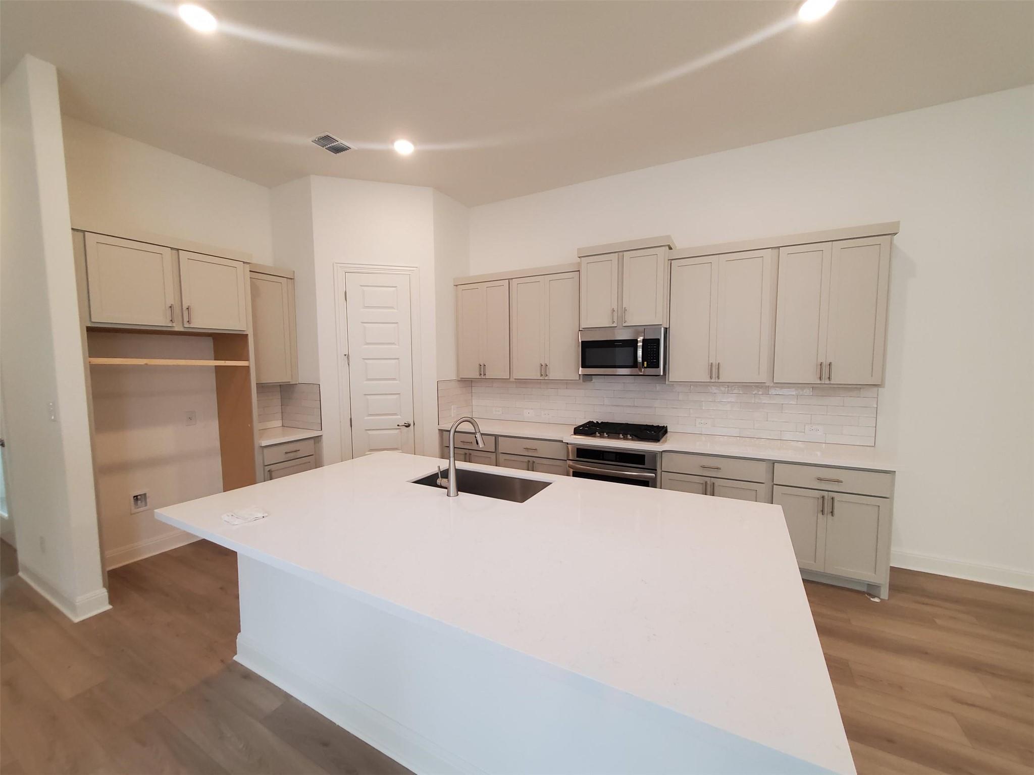 109 Royal Fern RD