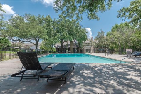 Tiny photo for 2008 Sandberg DR, Austin, TX 78752 (MLS # 4492074)