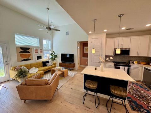 Tiny photo for 1125 Saucedo ST #2, Austin, TX 78721 (MLS # 7111434)