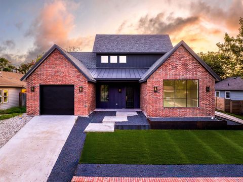 Tiny photo for 3306 Larry LN #A, Austin, TX 78722 (MLS # 5043713)