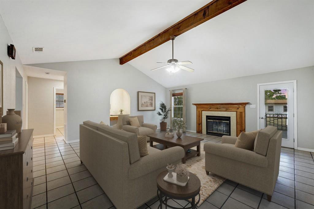 108 Tiller LN