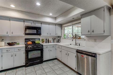 Tiny photo for 2713 Tether TRL, Austin, TX 78704 (MLS # 8280929)