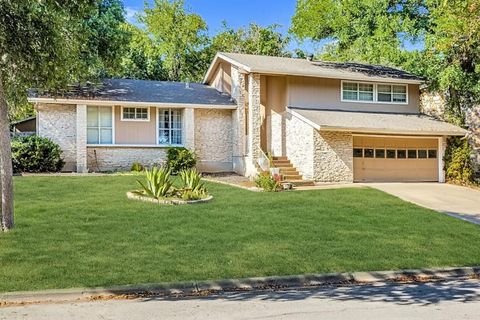 Photo of 2713 Tether TRL, Austin, TX 78704 (MLS # 8280929) Photo of 2713 Tether TRL, Austin, TX 78704 (MLS # 8280929)