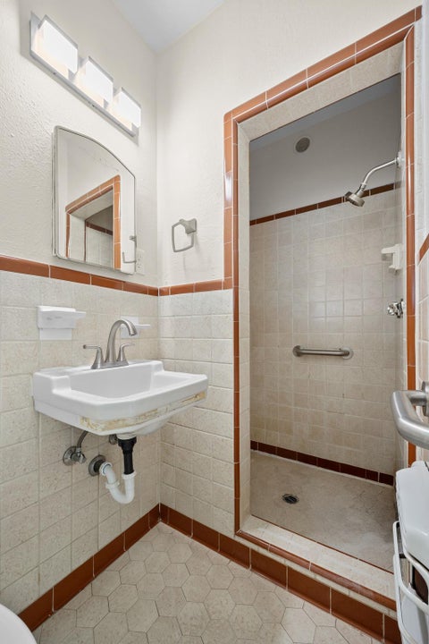 Tiny photo for 5014 W Frances PL, Austin, TX 78731 (MLS # 9703921)