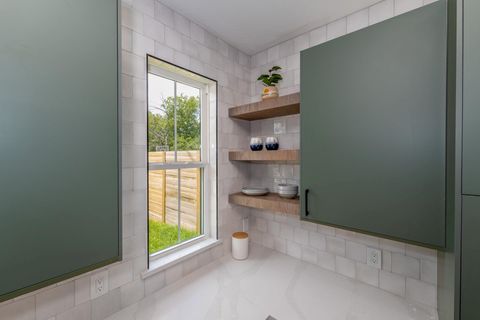 Tiny photo for 705 Short Kemp ST #1, Austin, TX 78741 (MLS # 5420592)