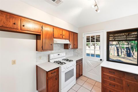 Tiny photo for 5307 Presidio RD, Austin, TX 78745 (MLS # 9405894)