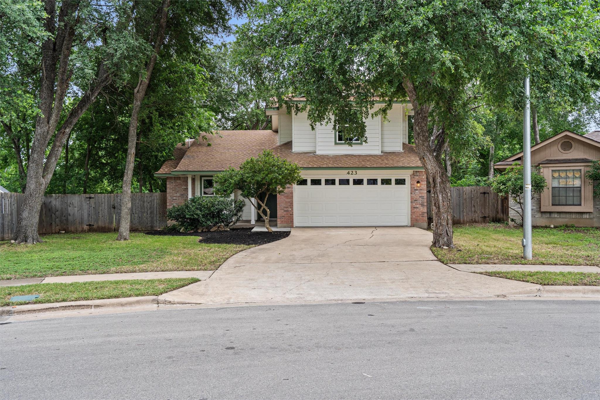 423 Maple RUN