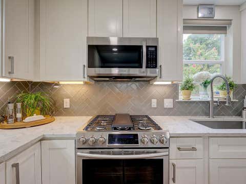 Tiny photo for 2400 Canterbury ST, Austin, TX 78702 (MLS # 8835891)