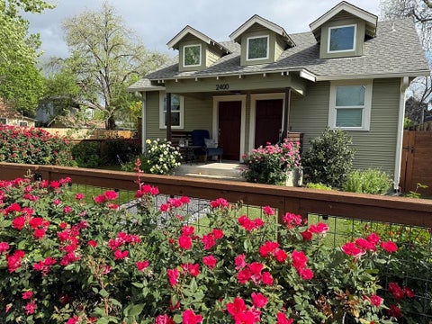 Photo of 2400 Canterbury ST, Austin, TX 78702 (MLS # 8835891)