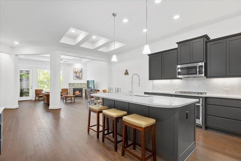 Tiny photo for 433 Cartwheel BND #89, Austin, TX 78738 (MLS # 4345523)