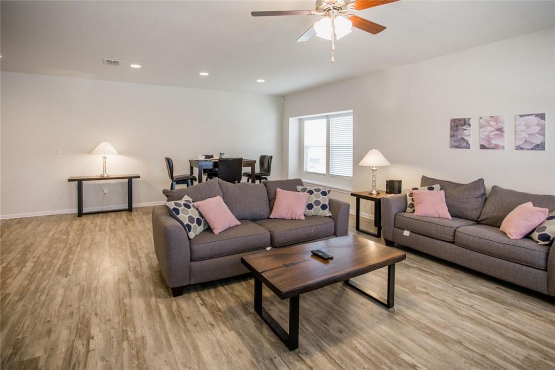 242 Mossycup DR