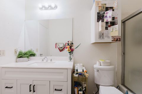 Tiny photo for 1910 Robbins PL #207, Austin, TX 78705 (MLS # 3681026)