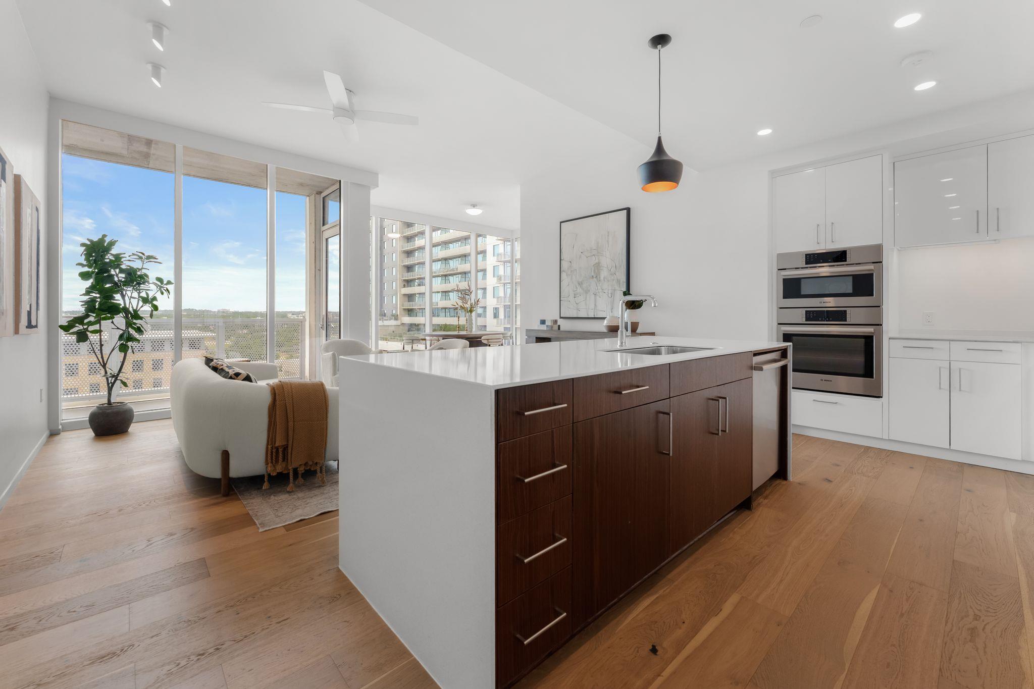 301 West Ave 1008