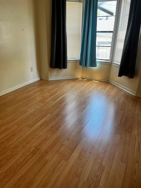 Tiny photo for 915 W 23rd ST #108, Austin, TX 78705 (MLS # 1046150)