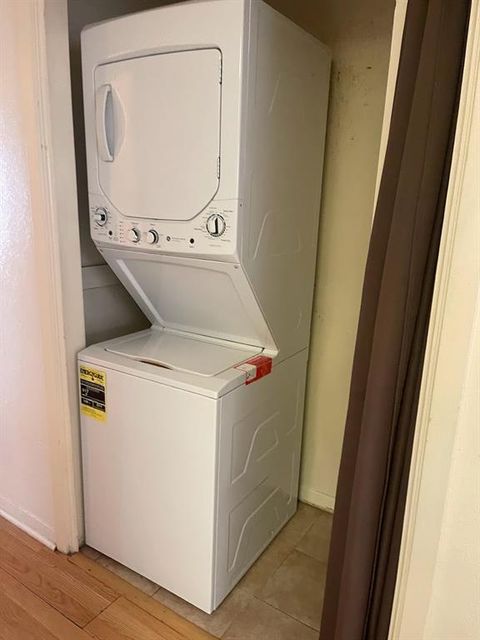 Tiny photo for 915 W 23rd ST #108, Austin, TX 78705 (MLS # 1046150)