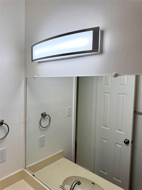 Tiny photo for 915 W 23rd ST #108, Austin, TX 78705 (MLS # 1046150)