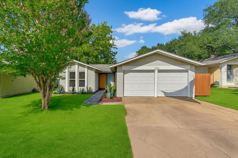 Photo of 7400 Broken Arrow LN, Austin, TX 78745 (MLS # 5979462)