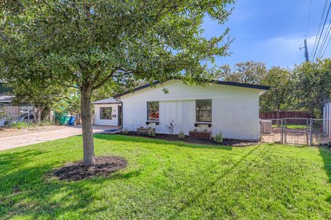 Tiny photo for 2014 Hardy CIR, Austin, TX 78757 (MLS # 6697543)