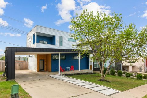 Photo of 5809 Toscana Ave, Austin, TX 78724 (MLS # 7204317)