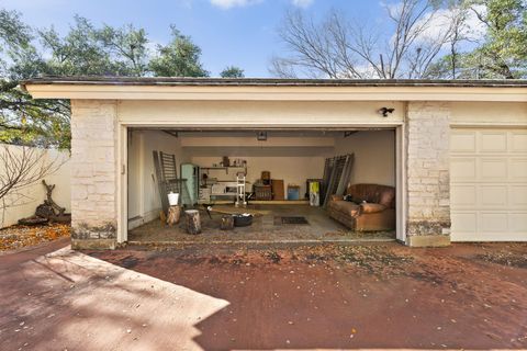 Tiny photo for 1 Crystal Springs Court CT #H, The Hills, TX 78738 (MLS # 2852949)