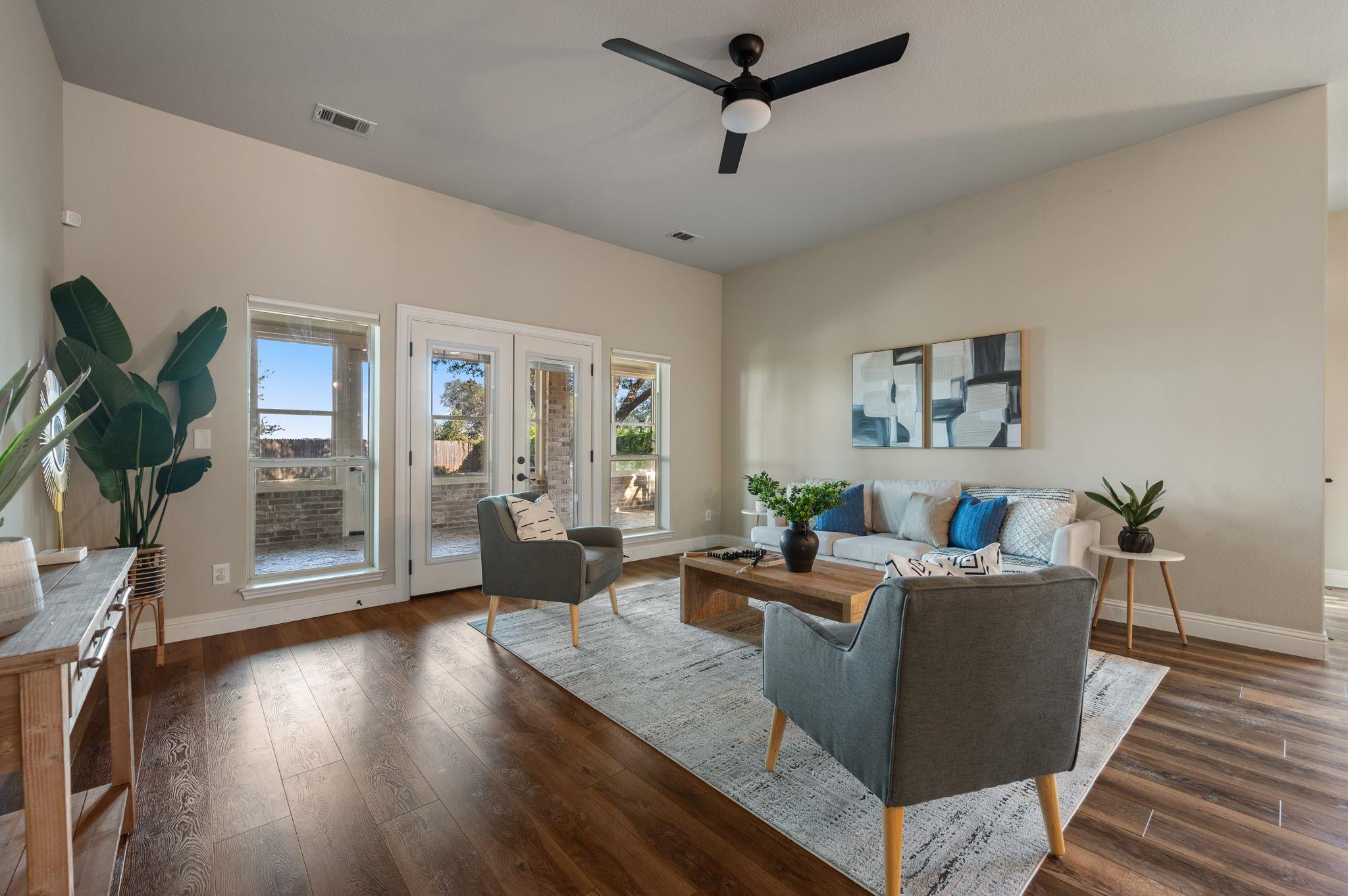 718 Walsh Hill TRL