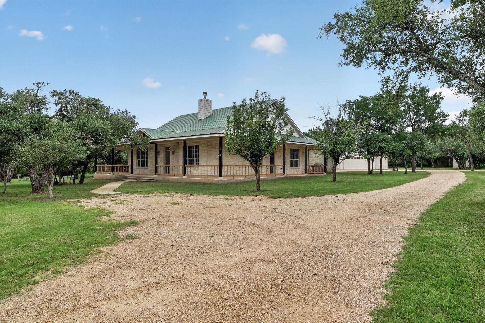 400 Barton Creek DR