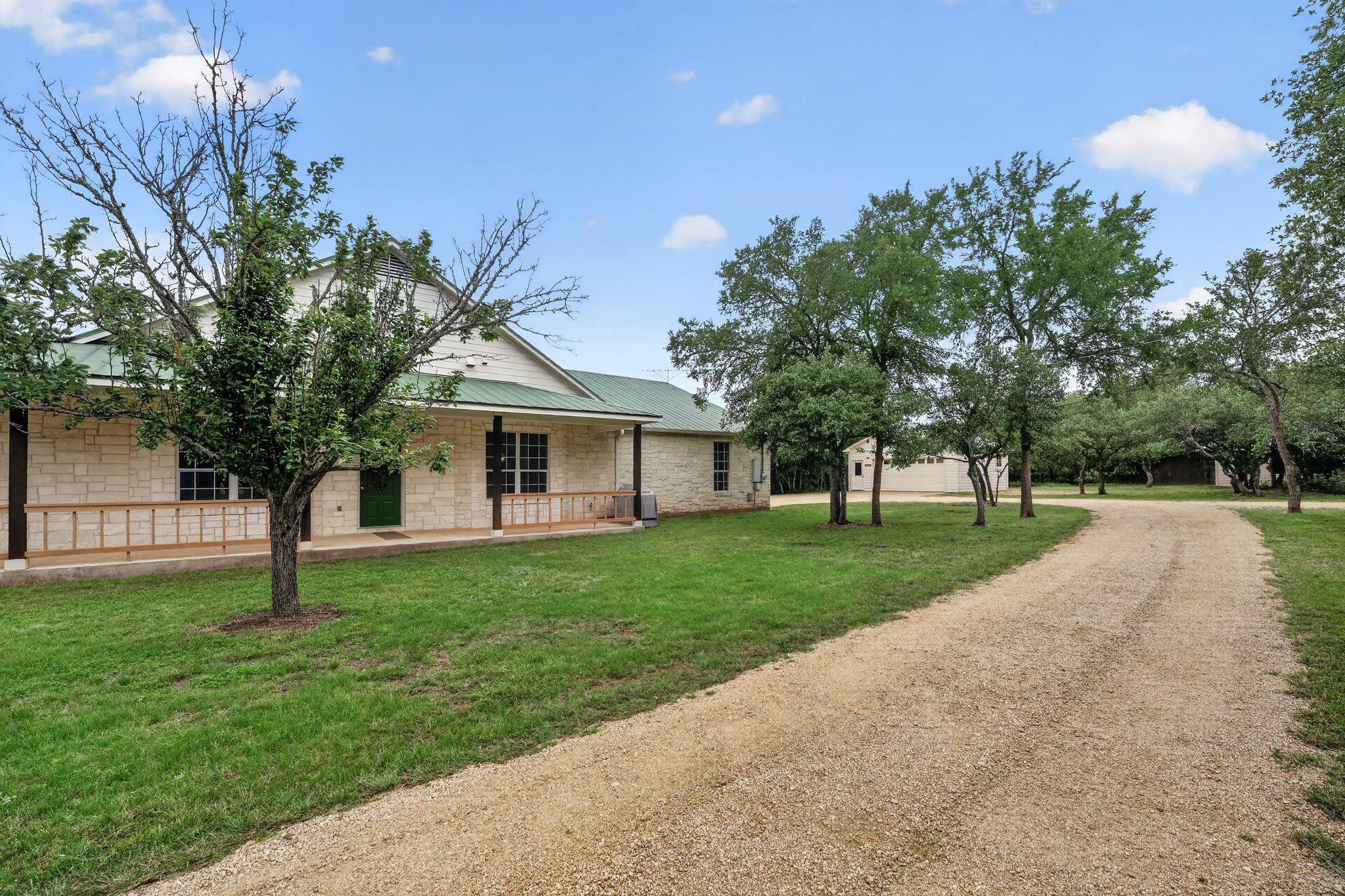 400 Barton Creek DR