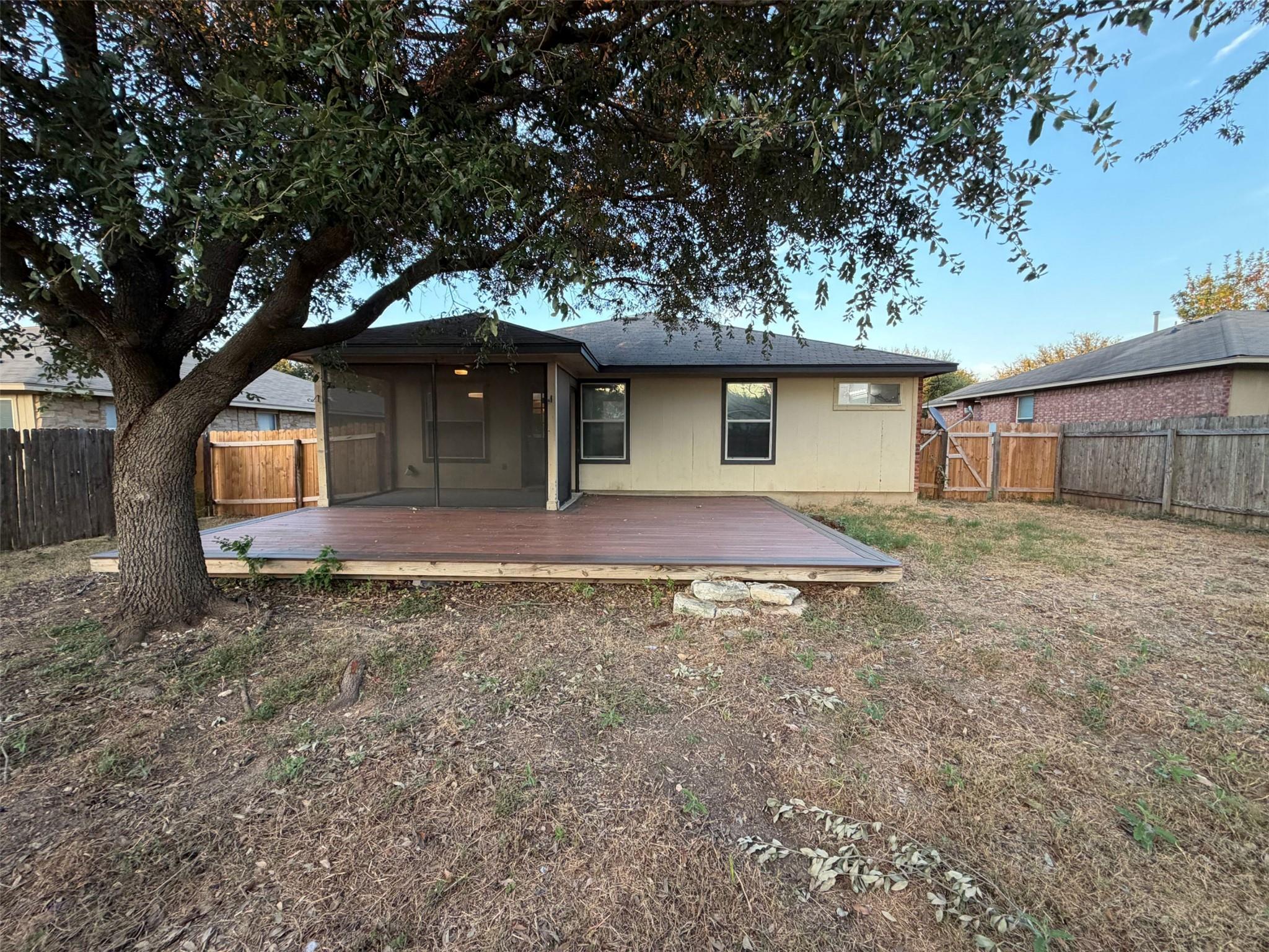 1107 Burgess DR