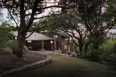 A home in Lago Vista