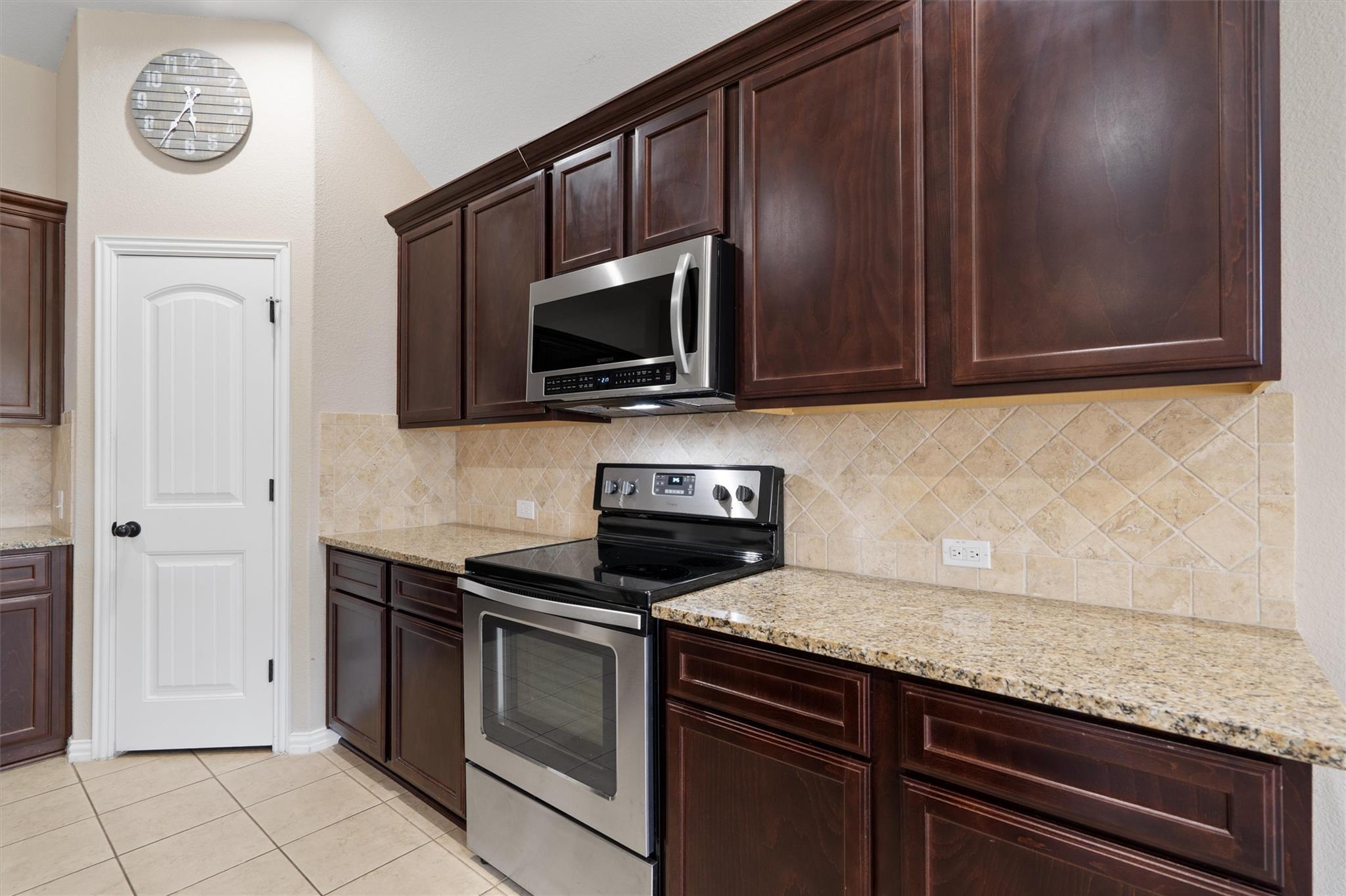 Hutto, Texas 78634, United States, 4 Bedrooms Bedrooms, ,2 BathroomsBathrooms,Residential,Active,203710