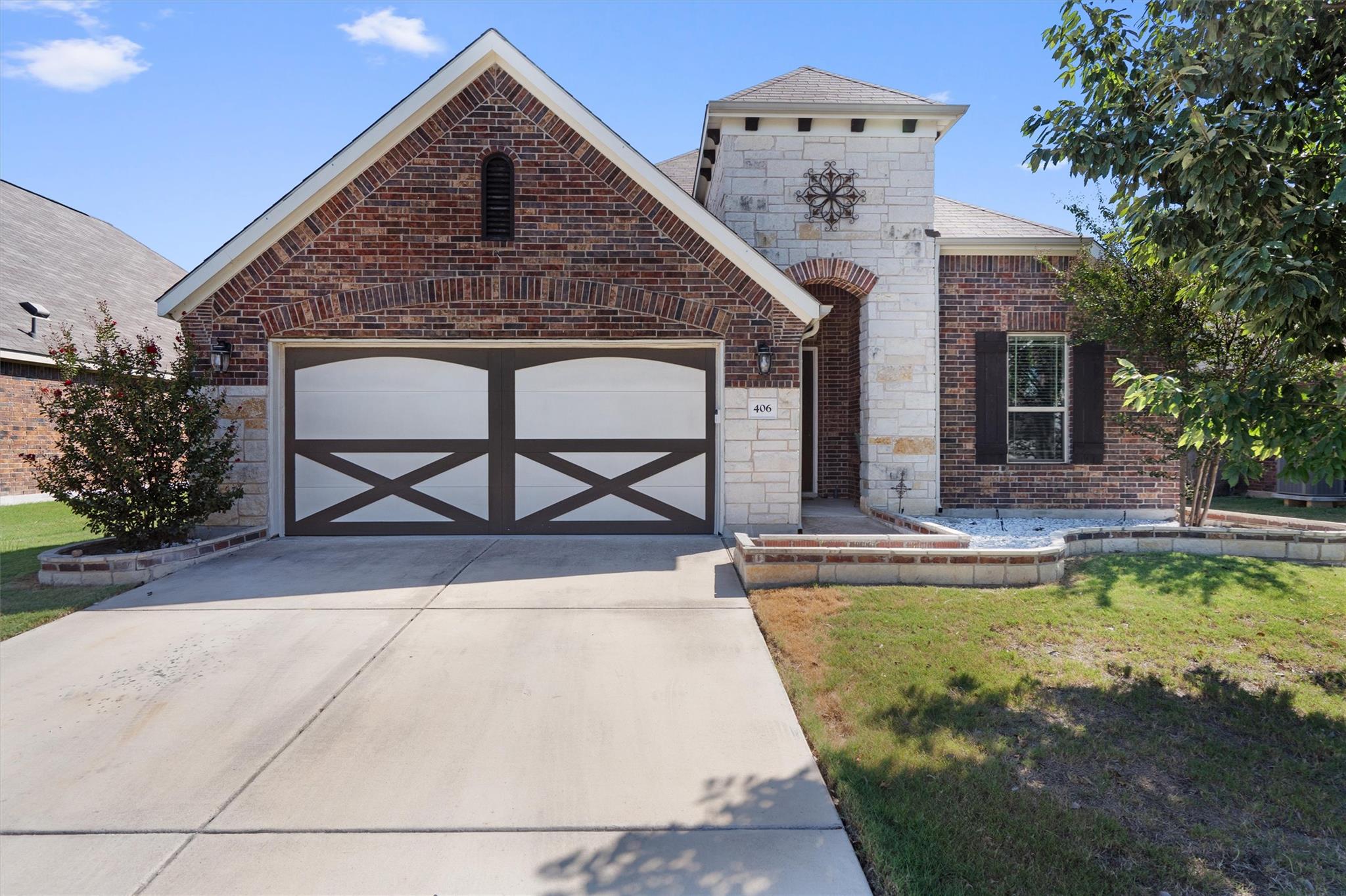 Hutto, Texas 78634, United States, 4 Bedrooms Bedrooms, ,2 BathroomsBathrooms,Residential,Active,203710