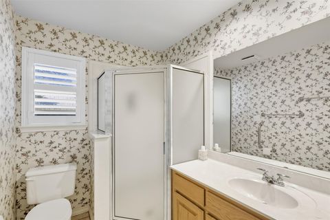 Tiny photo for 18818 Kelly DR, Point Venture, TX 78645 (MLS # 9950334)