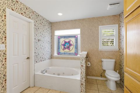 Tiny photo for 18818 Kelly DR, Point Venture, TX 78645 (MLS # 9950334)