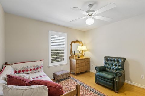Tiny photo for 18818 Kelly DR, Point Venture, TX 78645 (MLS # 9950334)