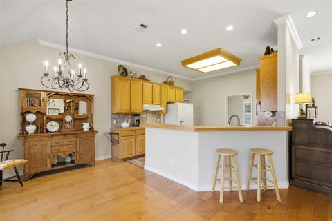 Tiny photo for 18818 Kelly DR, Point Venture, TX 78645 (MLS # 9950334)