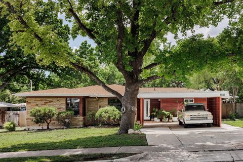 Tiny photo for 2811 W Fresco DR, Austin, TX 78731 (MLS # 3909268)