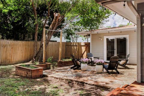 Tiny photo for 2811 W Fresco DR, Austin, TX 78731 (MLS # 3909268)