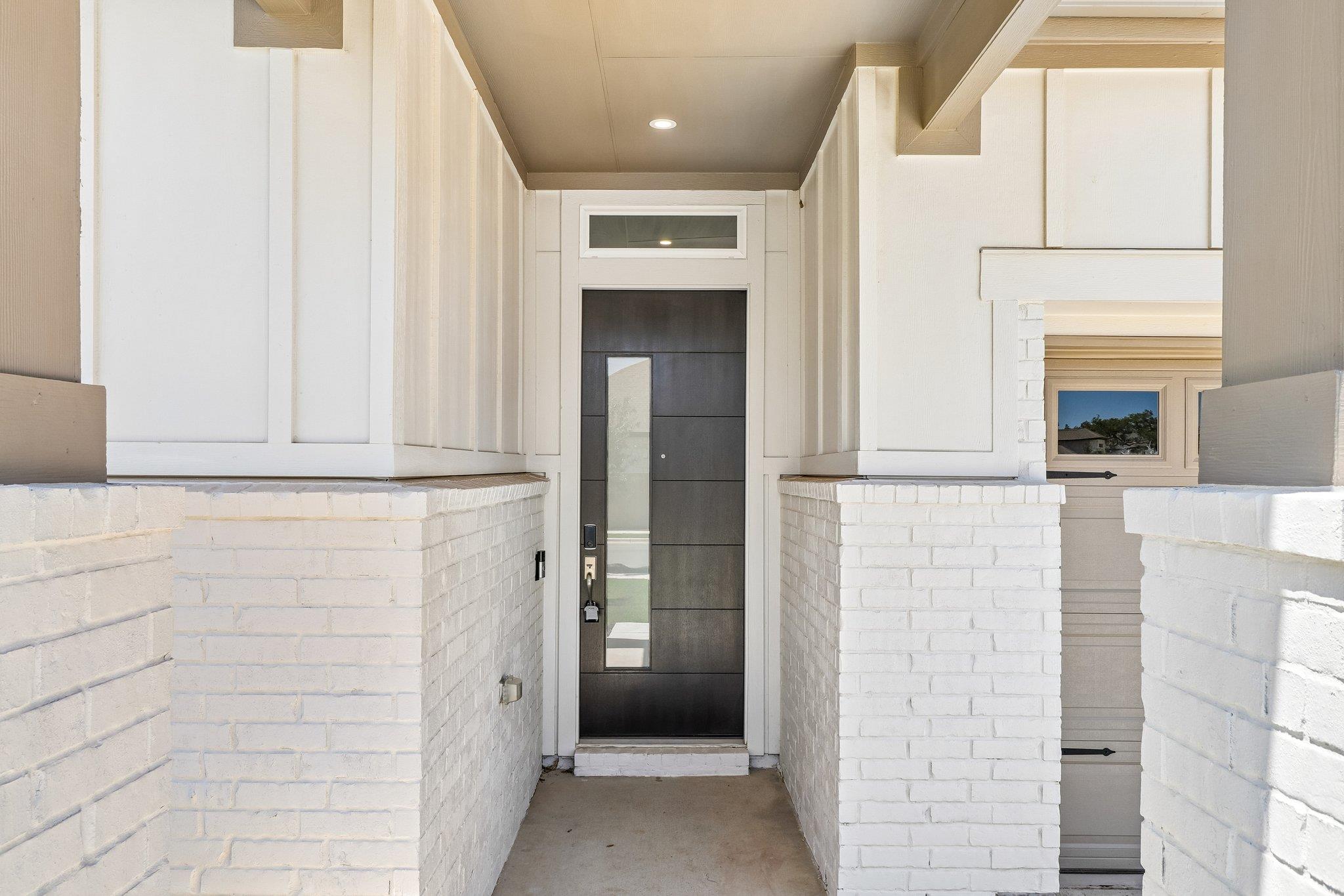 214 San Saba DR