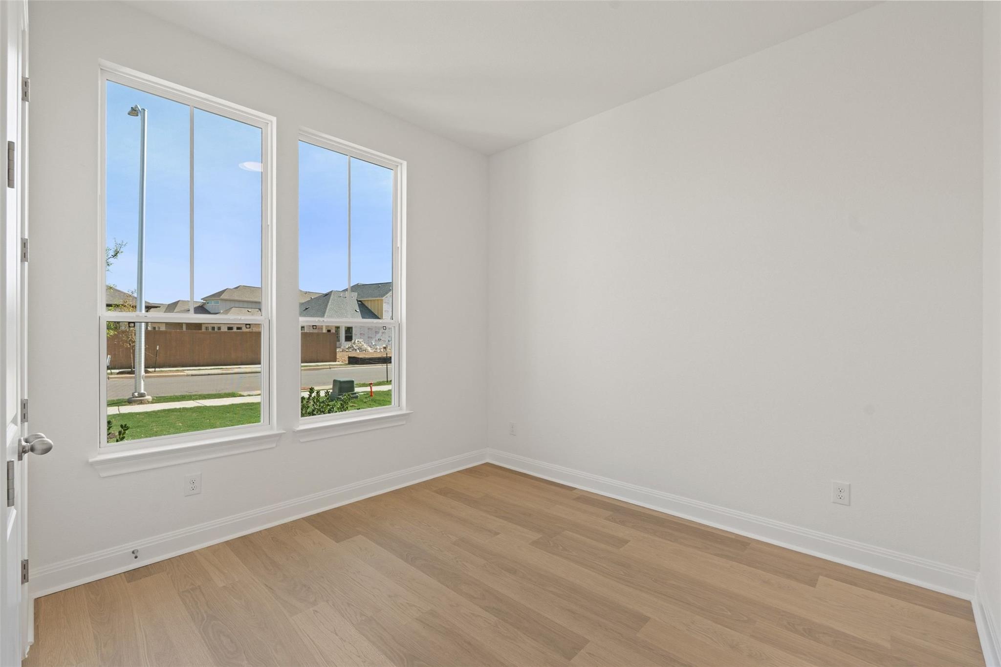 214 San Saba DR