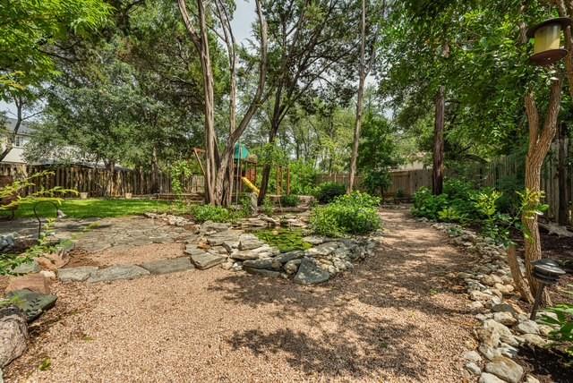 1202 Tremont DR