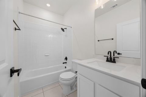 Tiny photo for 15100 Garrano WAY, Manor, TX 78653 (MLS # 2117581)