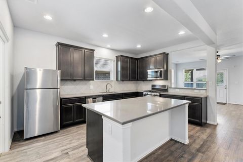 Photo of 497 Esperanza DR, Buda, TX 78610 (MLS # 9990726)