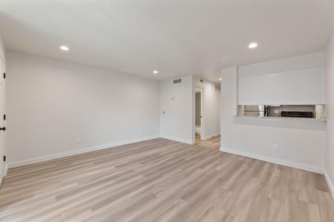 Photo of 3819 Southway DR #207, Austin, TX 78704 (MLS # 7059175)
